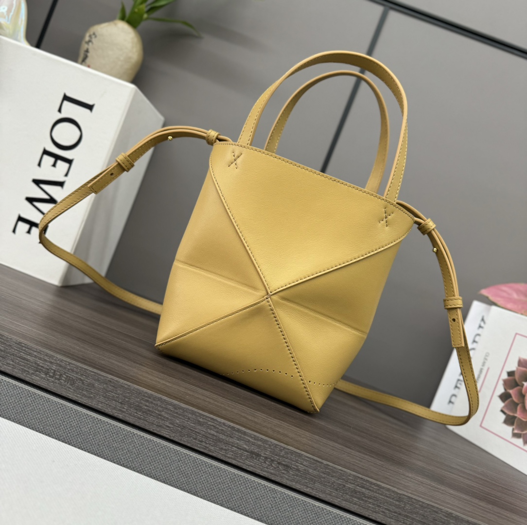 Loewe Puzzle Bags